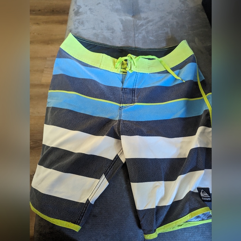 Quiksilver Men's Board shorts